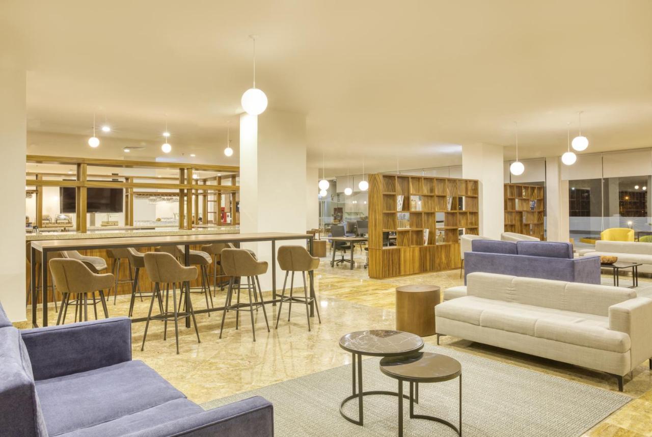 Fiesta Inn Guadalajara Periferico Poniente 萨波潘 外观 照片